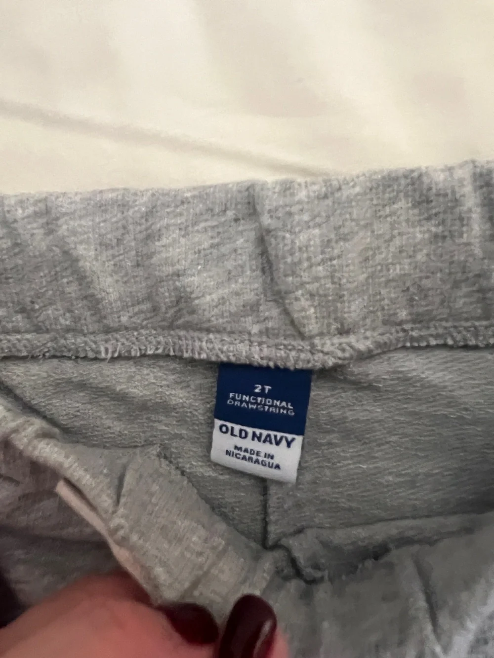 Old Navy pairs pockets